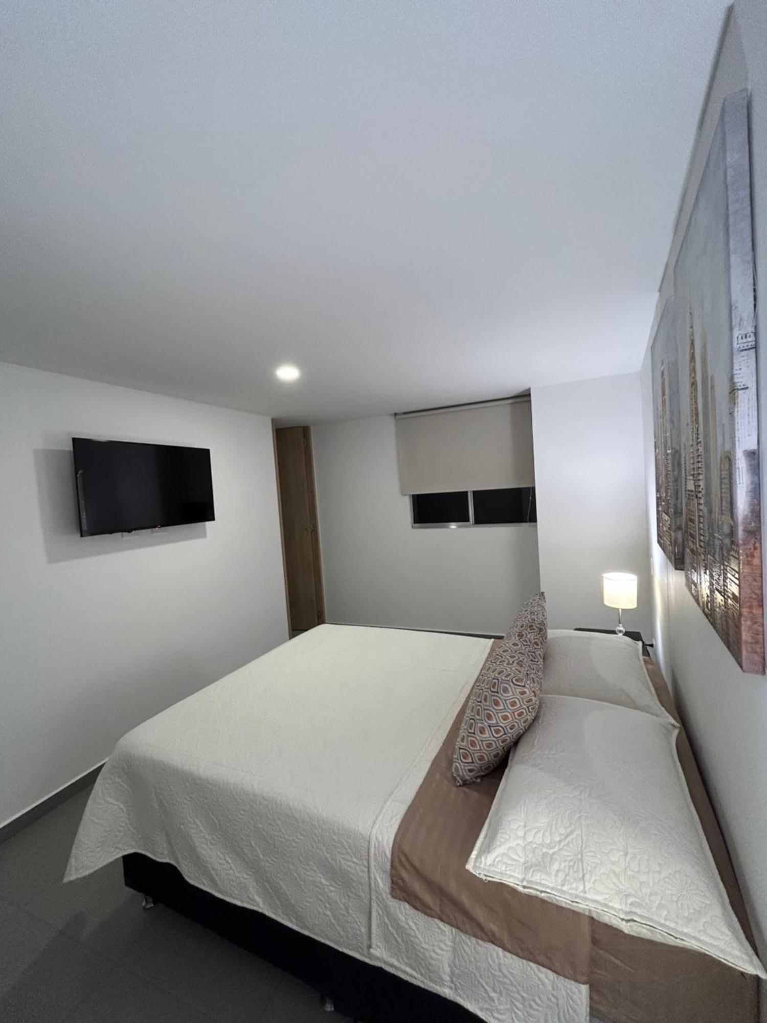 Apto Cerca A La 10 Del Poblado Apartamento *